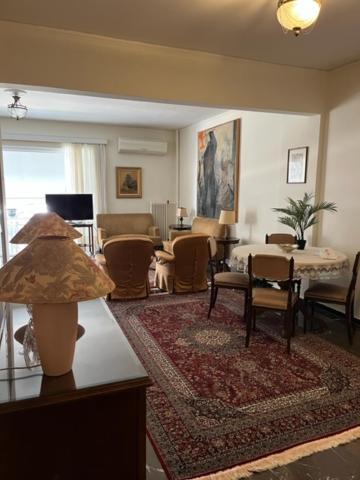 Spacious And Sunny Appartment In Cholargos Athènes Extérieur photo